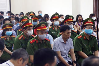 Xét xử phúc thẩm vụ gian lận điểm thi ở Hòa Bình