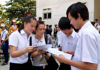 Có tiếp tục kỳ thi '2 trong 1'?