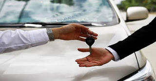 Gần Tết, sôi động thị trường cho thuê xe ô tô
