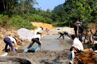 Xây dựng Nông thôn mới: Triển khai có trọng tâm, trọng điểm