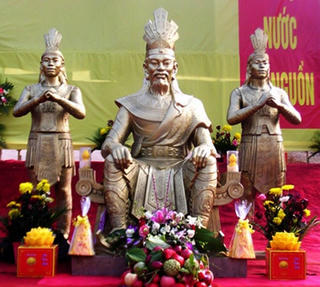 Tượng đài Hùng Vương