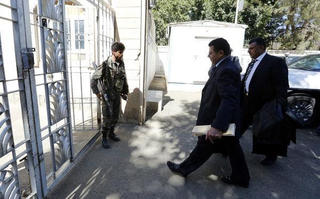 Chính phủ Yemen cùng nhóm Houthi đàm phán hòa bình