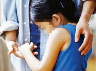 Truy tố đối tượng giở trò đồi bại, xâm hại bé gái 4 tuổi