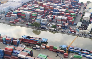 Cử tri kiến nghị di dời sớm cụm cảng  khu vực phía Đông TP HCM