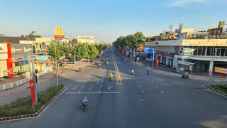 TP Hồ Chí Minh: Giãn cách xã hội, bình tĩnh dập dịch