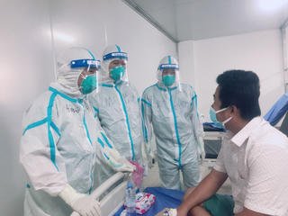 Những ngày trong tâm dịch