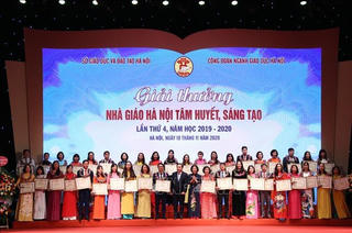 Tuyên dương, khen thưởng các điển hình tiên tiến, nhà giáo tiêu biểu