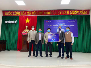 Thừa Thiên-Huế: Tiếp nhận xe xét nghiệm Covid-19 lưu động trị giá 15 tỷ đồng