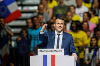 [ẢNH] Ông Emmanuel Macron đắc cử tổng thống Pháp