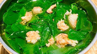 3 nhóm người tuyệt đối không được ăn rau ngót