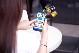 Nhà mạng dồn sức ‘giữ chân’ thuê bao