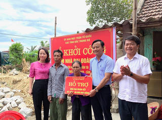 Mặt trận các tỉnh Bắc Trung Bộ hỗ trợ xây dựng nhà Đại đoàn kết tại Hà Tĩnh