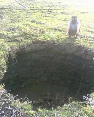 Chợ Đồn, Bắc Kạn: Mất ăn, mất ngủ vì  hố 'tử thần'