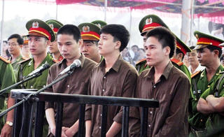 Hoãn phiên tòa phúc thẩm vụ thảm sát Bình Phước