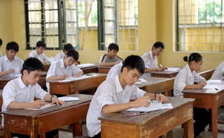 Nghệ An: Gần 100 thí sinh nghỉ thi môn đầu tiên