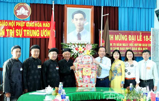 Phó Chủ tịch Ngô Sách Thực dự Lễ kỷ niệm 79 năm Ngày Khai sáng đạo Phật giáo Hoà Hảo