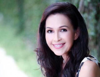 Vang bóng một thời - Bài 2: 'Nữ hoàng ảnh lịch' Diễm My và cuộc sống vạn người mơ