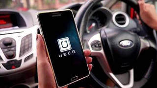 Uber tiếp tục tăng giá cước
