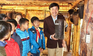 Tấm lòng người thầy ở vùng cao Quảng Trị