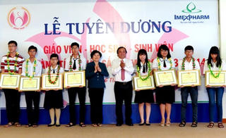 Đồng Tháp: Tuyên dương giáo viên, sinh viên, học sinh giỏi