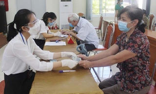 Hà Nội chăm lo, hỗ trợ đối tượng khó khăn do Covid-19