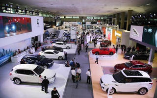 Điều chỉnh, bổ sung giá tính lệ phí trước bạ ô tô, xe máy