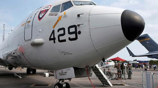Mỹ triển khai máy bay do thám P-8 tại Singapore