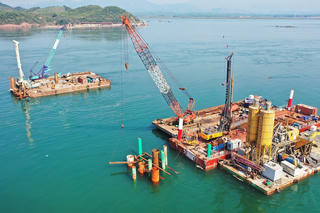 Quảng Ninh tăng tốc thi công cao tốc Vân Đồn - Móng Cái  