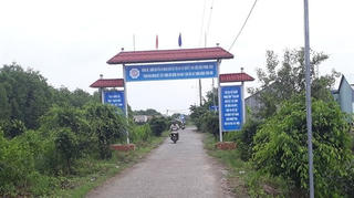 Mặt trận giúp dân thoát nghèo 