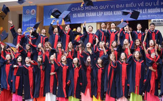 Rút ngắn thời gian đào tạo: Cân nhắc sửa chương trình