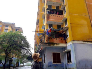 Thừa Thiên - Huế: Rơi từ tầng 3 xuống, cháu bé 4 tuổi tử vong