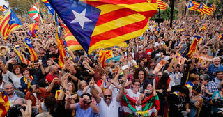 Catalonia đề xuất tổ chức cuộc trưng cầu ý dân mới