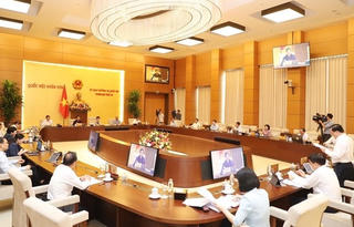 Công bố 9 Nghị quyết của UBTVQH về nhân sự và xây dựng luật, pháp lệnh