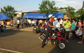 Người đàn ông bị đâm chết trước cửa nhà