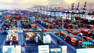 Phát triển logistics để nâng sức cạnh tranh