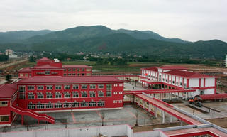 Quảng Ninh: Đưa vào sử dụng 2 công trình có không gian kiến trúc văn minh