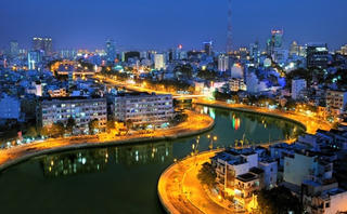 Khát vọng tháng 4