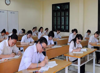 Tại sao cứ phải 2 cụm thi?