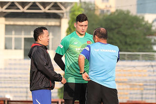 Chốt ngày thủ thành Đặng Văn Lâm hội quân: ‘Kế khích tướng’ của thầy Park?