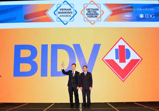 BIDV là ‘Ngân hàng bán lẻ tiêu biểu nhất’ năm 2017