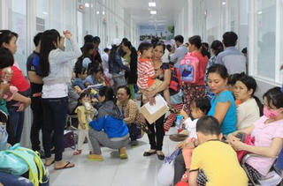 TP. HCM: Nhiều trẻ phải nhập viện do viêm đường hô hấp
