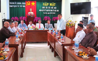 Thành ủy, UBND, Mặt trận TP Tuy Hòa gặp mặt, chúc Tết chức sắc các tôn giáo