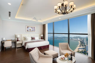 Đến Nha Trang và thưởng ngoạn đại dương từ căn hộ khách sạn đẳng cấp