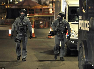 Cảnh sát Anh bắn hạ một đối tượng có vũ trang