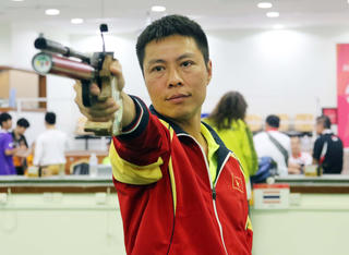 Người hùng thầm lặng