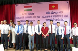 Đoàn Chủ tịch Quốc hội Cộng hòa Hungary thăm phố cổ Hội An- Quảng Nam