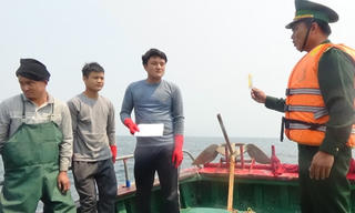 Trục xuất 6 tàu cá Trung Quốc ra khỏi vùng biển Việt Nam
