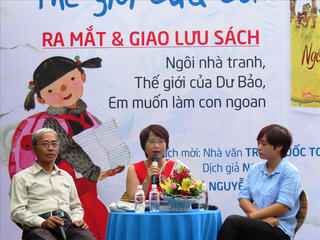 Đọc sách để bước vào ‘thế giới của con’