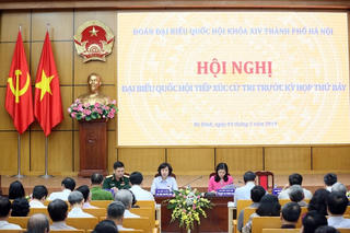 Cử tri băn khoăn về tình trạng xuống cấp đạo đức trong xã hội