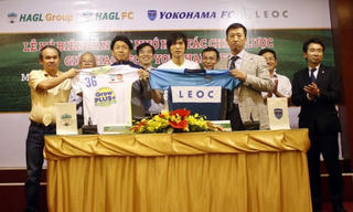 ​CLB Yokohama FC thi đấu giao hữu tại Pleiku